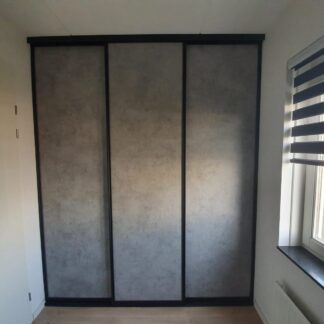 Schuifwand met omlijsting